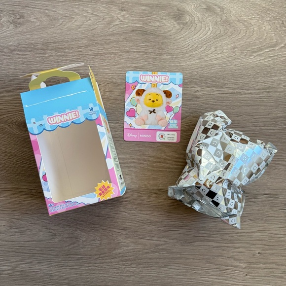 🆕 Disney Miniso Winnie The Pooh Plush Vinyl Sheep Bag Charm Keychain: Sealed Bag - Picture 3 of 9